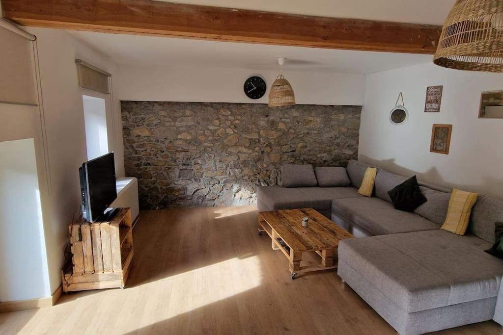 Maison Dans Un Des Plus Beaux Villages De Wallonie Gesves Exterior foto